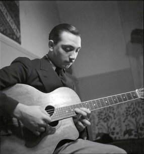 Django Reinhardt - photo Émile Savitry null