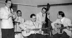 Django Reinhardt - Django à la contrebasse null