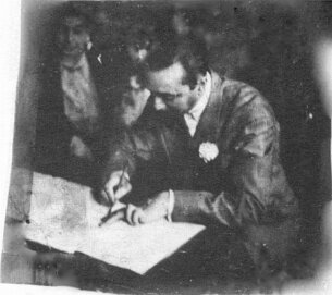 Django Reinhardt le jour de son mariage à Salbris (Vierzon) null