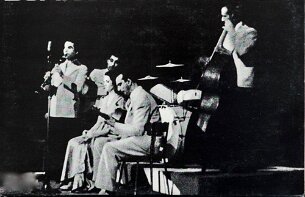 Django Reinhardt - Le QHCF avec Nellie Kay null
