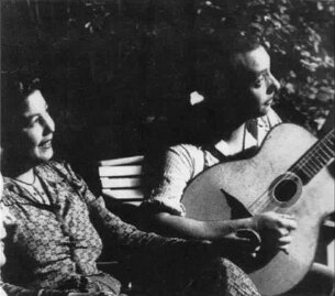 Django Reinhardt - Garden Party Rue Frochot 1944 null