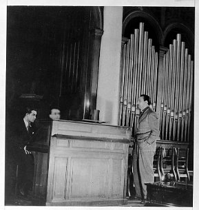 Django Reinhardt avec Gerard Leveque - messe 1944 - Photos Django JMP Messe Gerard Leveque - IMG_2737