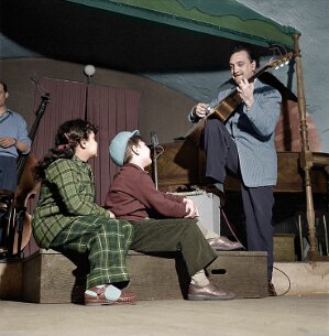 Django Reinhardt et Babik au Club Saint-Germain null