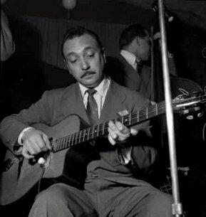 Django Reinhardt au Club Saint-Germain null