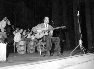 Django Reinhardt et Tony Proteau null